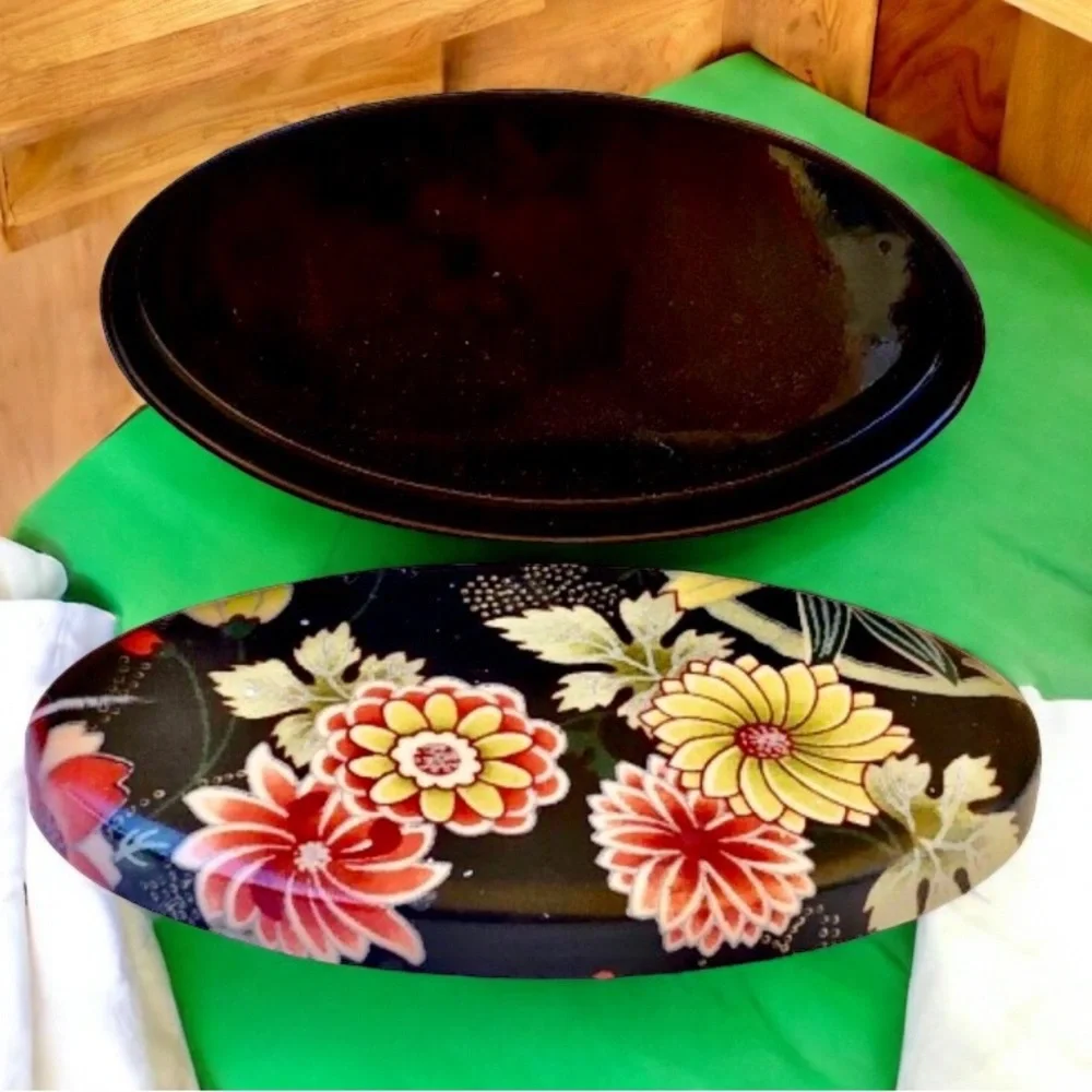 Plastic Lacquer Trinket Box with Lid Vintage Black Flowers
